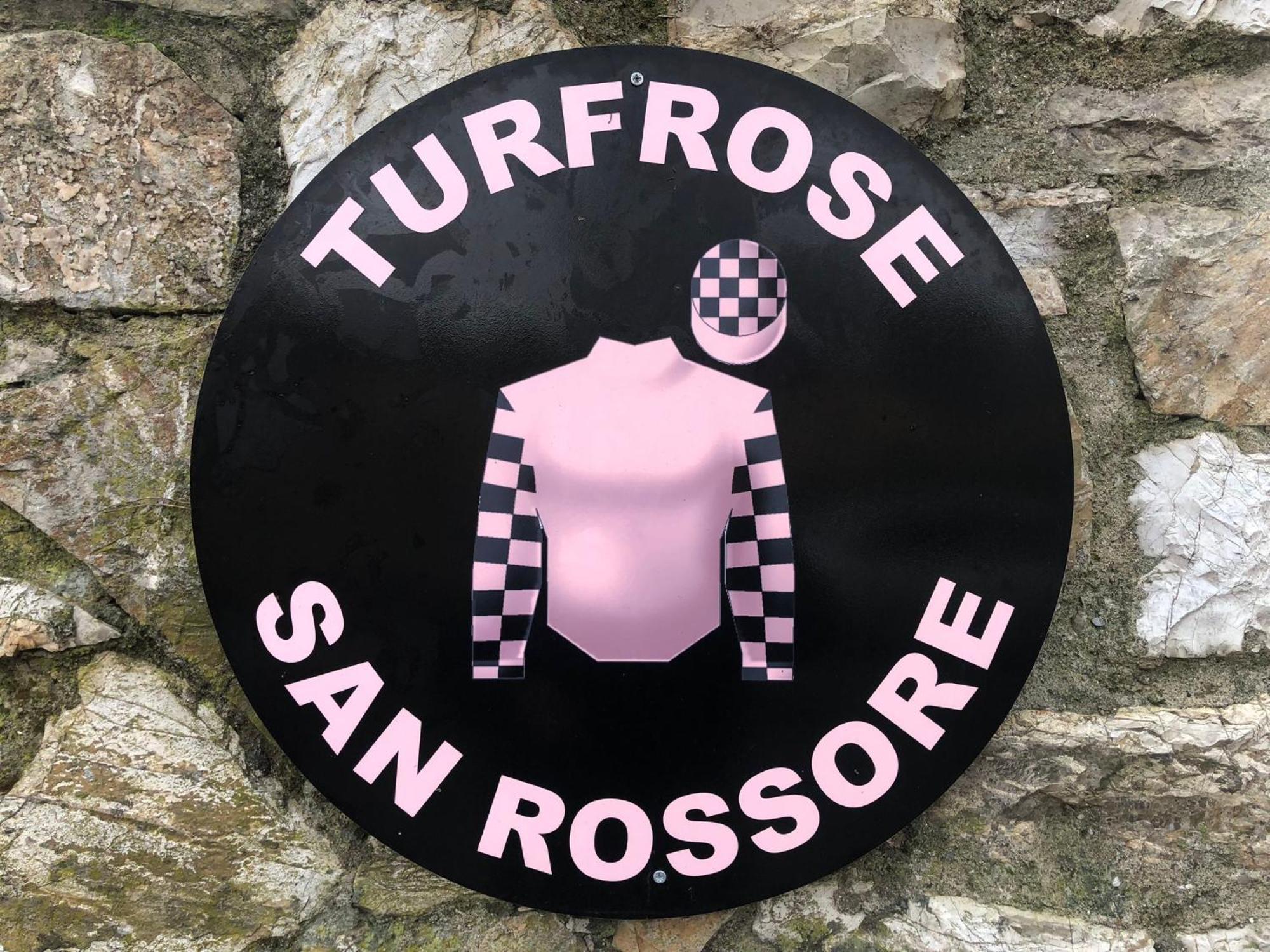 Turfrose Di San Rossore A Pisa By Zoom In Earth Екстериор снимка